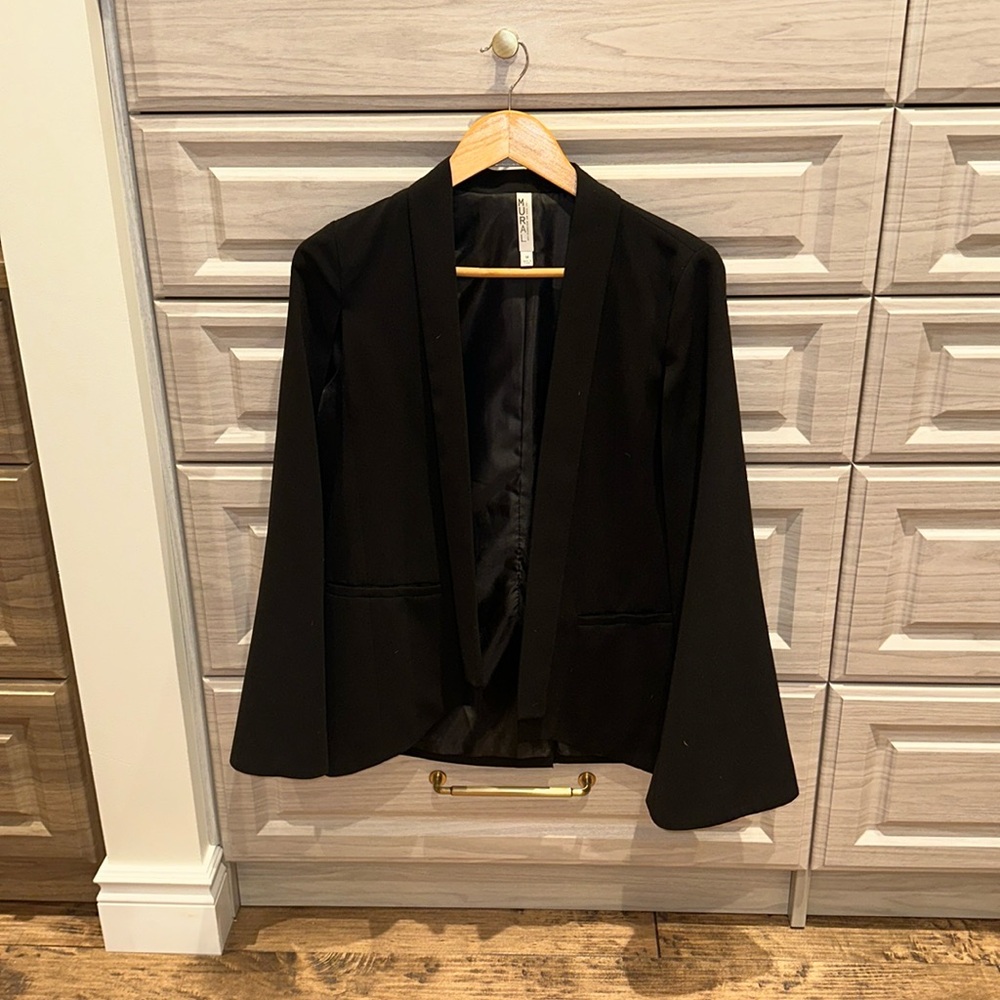 Black Cape - image 1